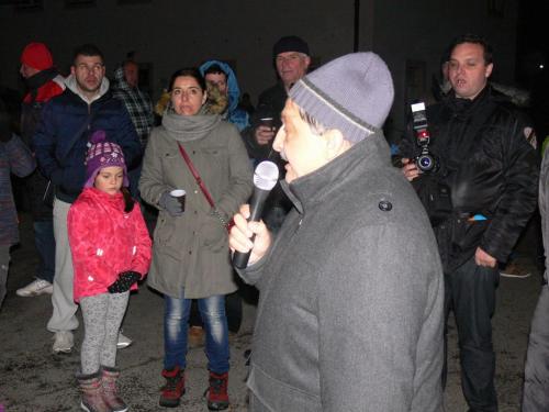 Rozsvícení obecního stromečku 3.12.2016